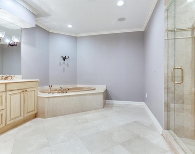3507 Bayshore Boulevard - Photo Thumbnail 32