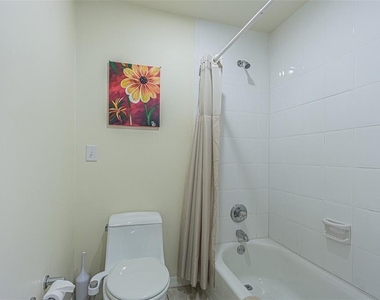 5427 Villa D'este Court - Photo Thumbnail 24