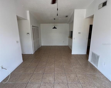 5226 Via Hacienda Circle - Photo Thumbnail 4