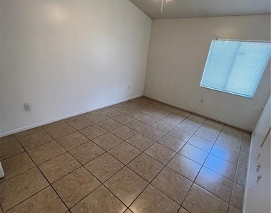5226 Via Hacienda Circle - Photo Thumbnail 12
