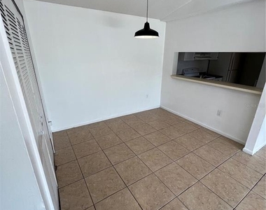 5226 Via Hacienda Circle - Photo Thumbnail 2