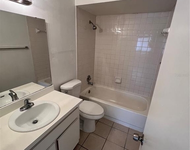 5226 Via Hacienda Circle - Photo Thumbnail 14