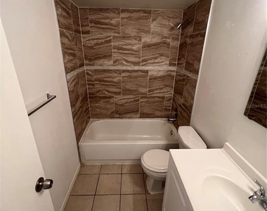 5226 Via Hacienda Circle - Photo Thumbnail 11