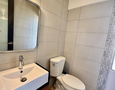 1510 Ashford Avenue - Photo Thumbnail 6