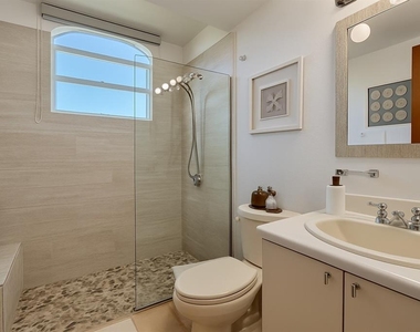 190 Candelero Drive - Photo Thumbnail 8