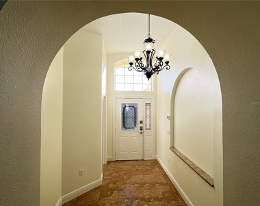 2859 Blooming Alamanda Loop - Photo Thumbnail 6