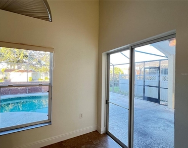 2859 Blooming Alamanda Loop - Photo Thumbnail 37