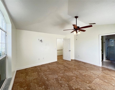 2859 Blooming Alamanda Loop - Photo Thumbnail 41