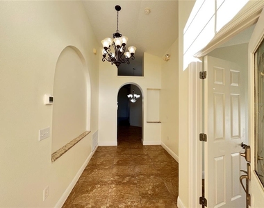 2859 Blooming Alamanda Loop - Photo Thumbnail 5