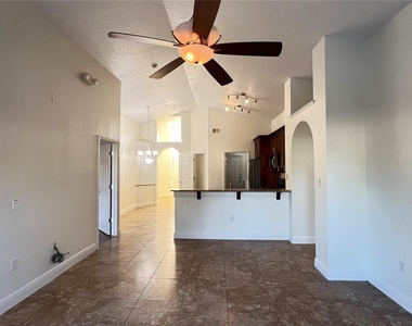 2859 Blooming Alamanda Loop - Photo Thumbnail 17
