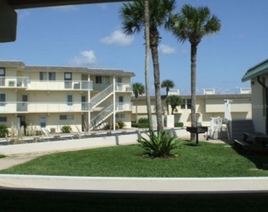 4849 Saxon Drive - Photo Thumbnail 8