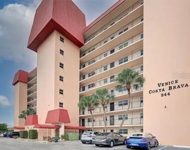 232 Saint Augustine Avenue - Photo Thumbnail 1