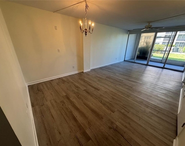 232 Saint Augustine Avenue - Photo Thumbnail 5