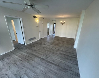 232 Saint Augustine Avenue - Photo Thumbnail 7