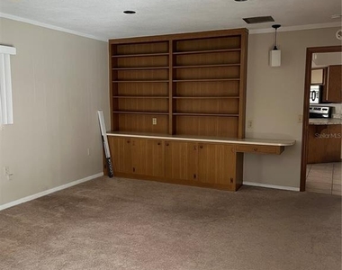812 Northside Drive - Photo Thumbnail 4