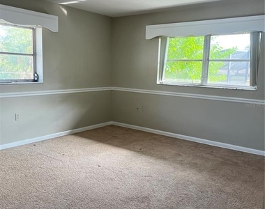 812 Northside Drive - Photo Thumbnail 13