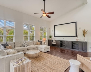 1145 Horizon View Drive - Photo Thumbnail 5