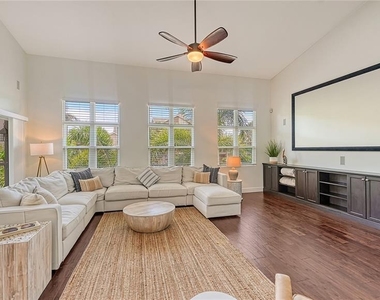 1145 Horizon View Drive - Photo Thumbnail 6