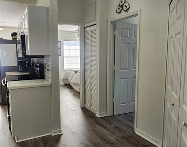 6503 Fairway Gardens Drive - Photo Thumbnail 30