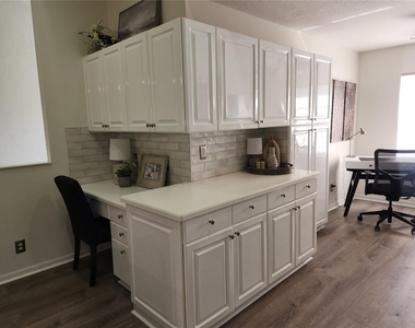 6503 Fairway Gardens Drive - Photo Thumbnail 14
