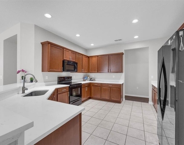 2960 Boating Boulevard - Photo Thumbnail 27
