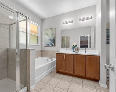 2960 Boating Boulevard - Photo Thumbnail 32