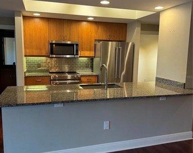 800 N Tamiami Trail - Photo Thumbnail 1