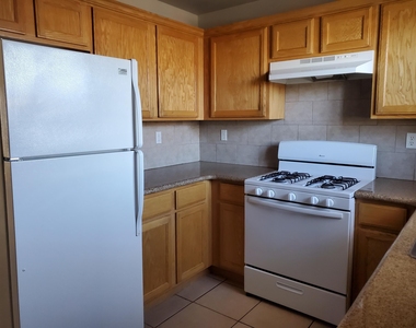 10021 Railroad Drive - Photo Thumbnail 12