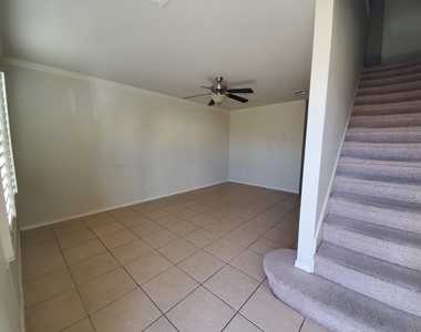 10021 Railroad Drive - Photo Thumbnail 6