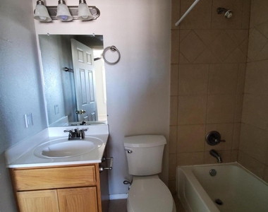 10021 Railroad Drive - Photo Thumbnail 22