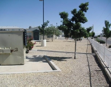 10021 Railroad Drive - Photo Thumbnail 3