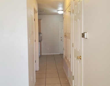10021 Railroad Drive - Photo Thumbnail 8