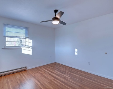 139 Phyllis Drive - Photo Thumbnail 11