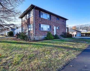 139 Phyllis Drive - Photo Thumbnail 1