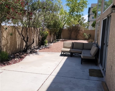 10200 Turin Place - Photo Thumbnail 21