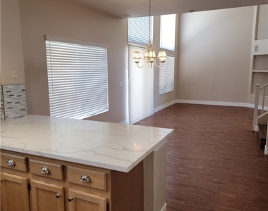 10200 Turin Place - Photo Thumbnail 10