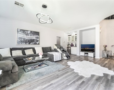 11140 Kilkerran Court - Photo Thumbnail 12