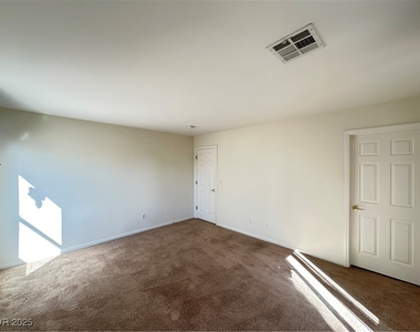 3224 Bishop Pine Street - Photo Thumbnail 22