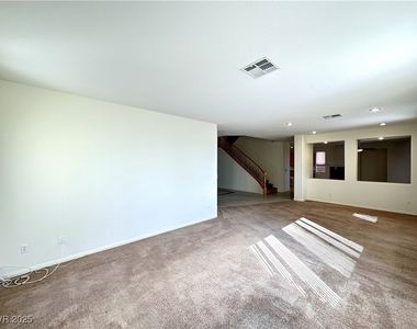 3224 Bishop Pine Street - Photo Thumbnail 4