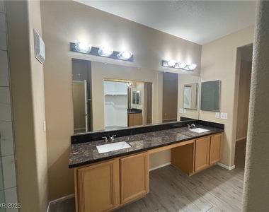 673 Peachy Canyon Circle - Photo Thumbnail 20