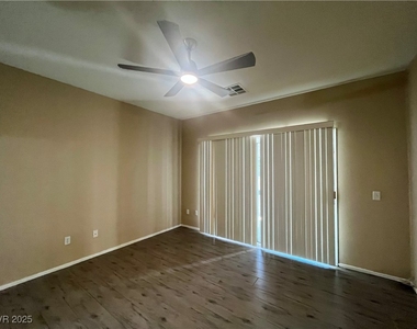 673 Peachy Canyon Circle - Photo Thumbnail 16