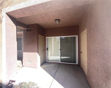 673 Peachy Canyon Circle - Photo Thumbnail 44
