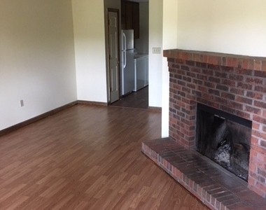 317 Epps Bridge Road - Photo Thumbnail 3