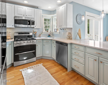 413 13th Avenue - Photo Thumbnail 17