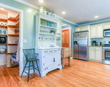 58 Broadway - Photo Thumbnail 12
