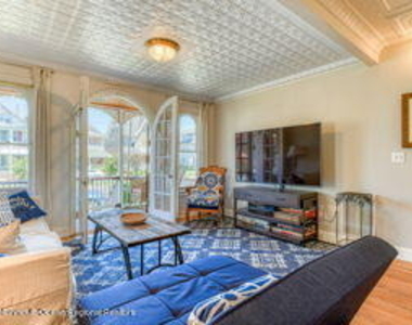 58 Broadway - Photo Thumbnail 6