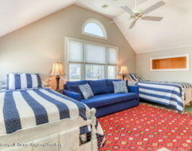 58 Broadway - Photo Thumbnail 23