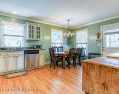 58 Broadway - Photo Thumbnail 11