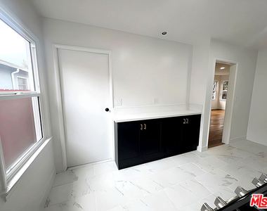 2416 Boone Avenue - Photo Thumbnail 9