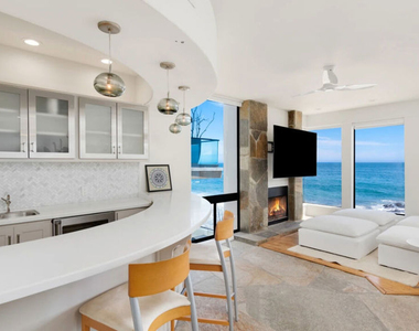 25252 Malibu Road - Photo Thumbnail 23